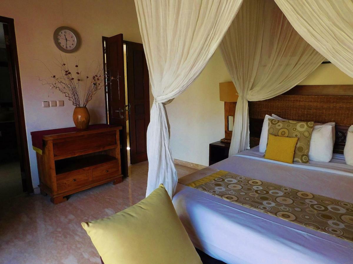 Villa Heliconia Seminyak  Ngoại thất bức ảnh