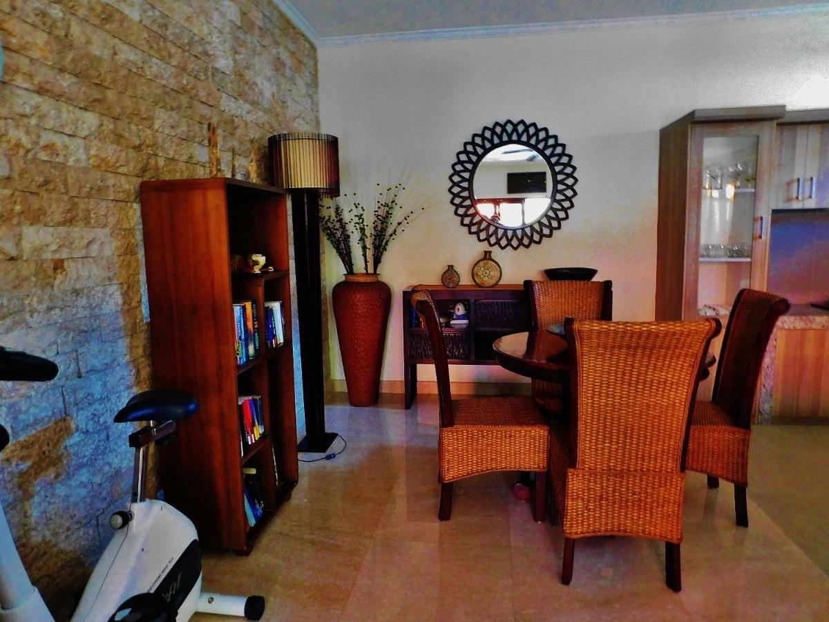 Villa Heliconia Seminyak  Ngoại thất bức ảnh
