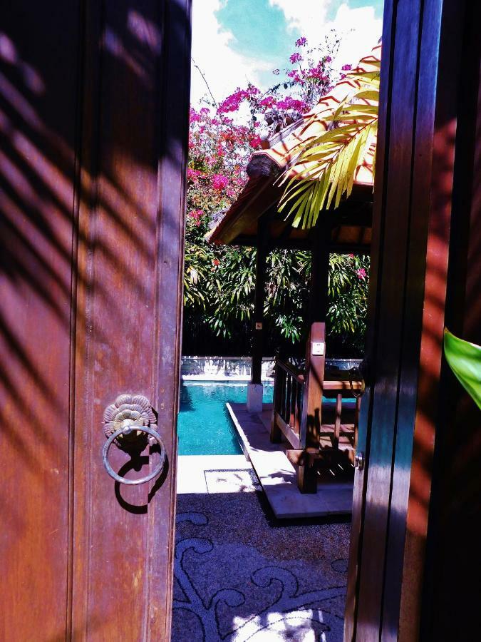 Villa Heliconia Seminyak  Ngoại thất bức ảnh